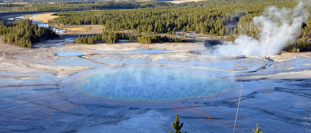 Is Yellowstone Park Really a Giant Super Volcano? - Explore Wyoming